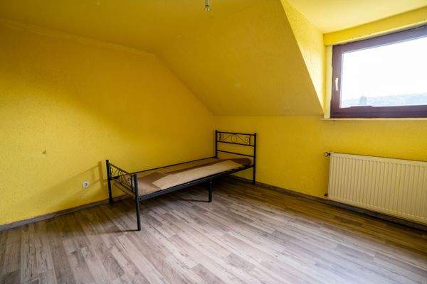 DG-Wohnung Zimmer DG