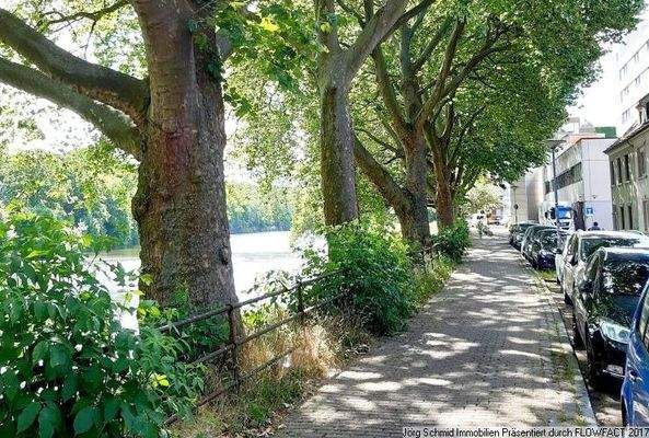 Die kleine Weser direkt vor der Tür