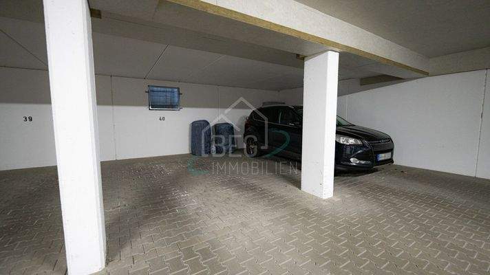 Tiefgaragenstellplätze
