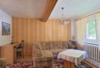 Blick ins Wohnzimmer