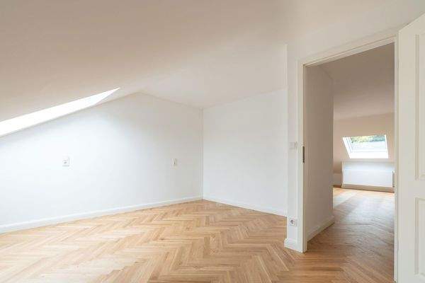 Schlafzimmer mit Schranknische