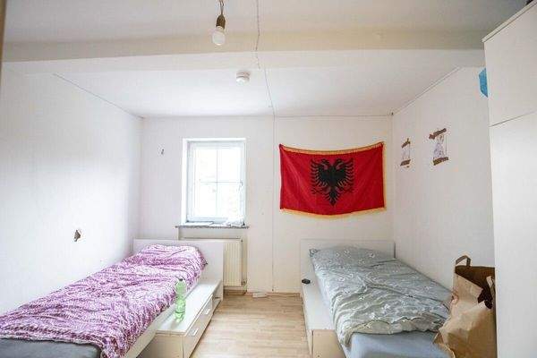 DG rechts: Schlafzimmer