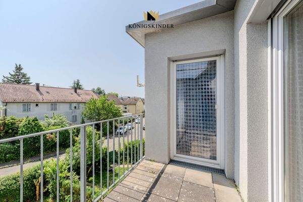 Kleine Oase im Freien – Balkon mit Wohlfühlcharakter im 2. OG