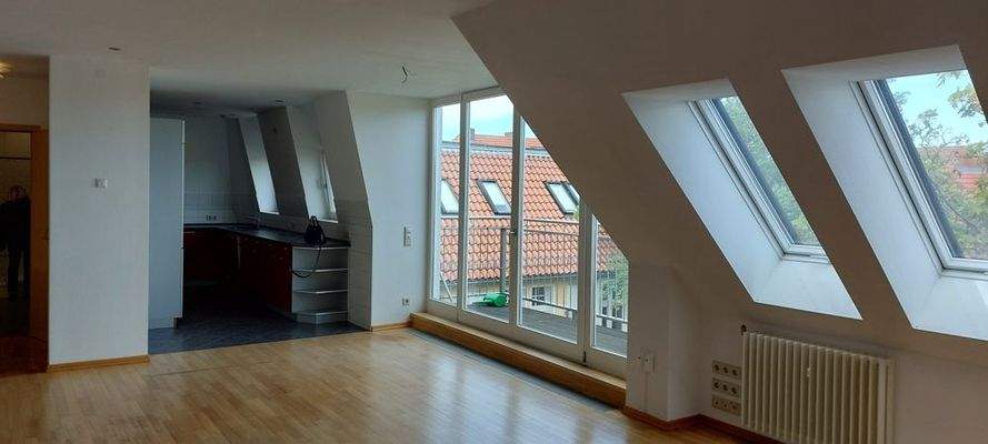 Wohnzimmer blick in Küche