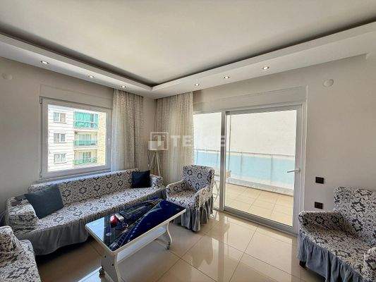 Sea-View Apartment 100 m from the Beach in Alanya Kestel