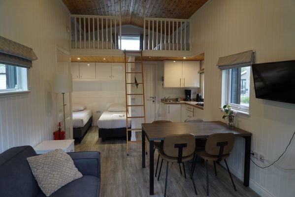 Tiny House 4 - 859