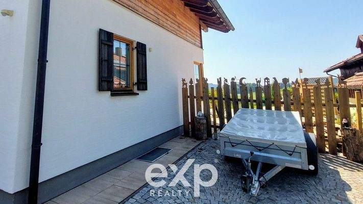 Stellplatz mit Zugang zum Garten