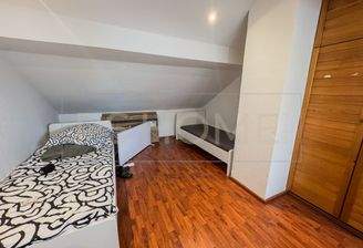 Maisionette Zimmer oben 