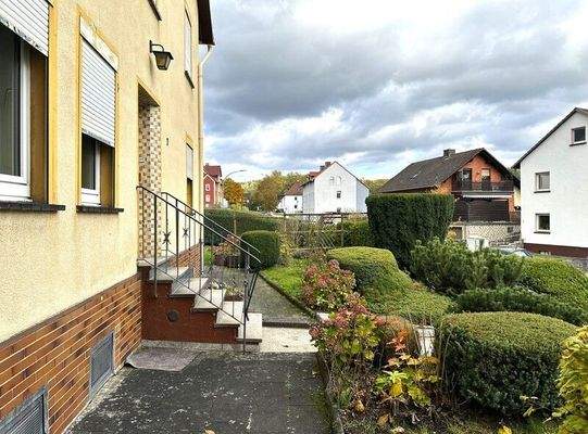 Eingang Vorderansicht_Blick zur 