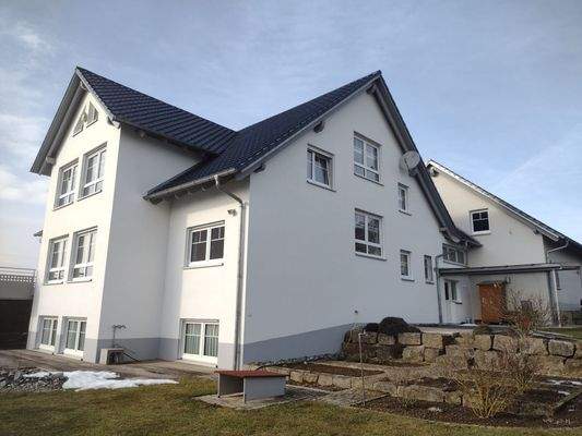 hintere Ansicht mit Garten