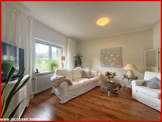 Wohn- und Esszimmer Bild 3