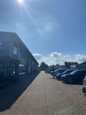 Außenansicht Seite.JPG