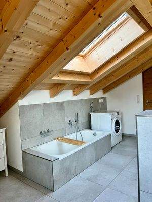 Tageslicht helles Bad