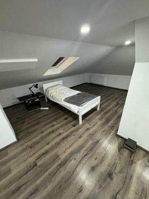 48 Großer Dachausbau