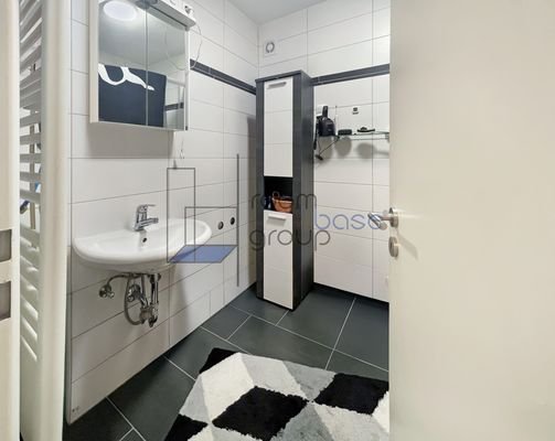 Badezimmer 01