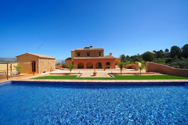 Finca in Orba