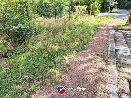 Gehweg vor Grundstück