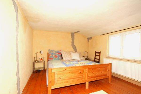 04.02. Schlafzimmer.JPG