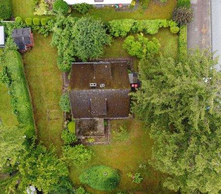 Luftaufnahme vom gesamten Grundstück