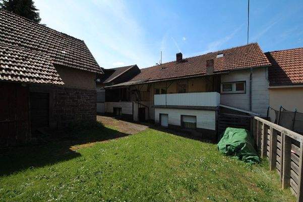 Ansicht Nebengebäude u. Altbau