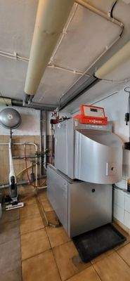 ÖL-ZENTRALHEIZUNG BRENNTWERTKESSEL VON VIESSMANN 