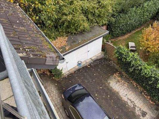 Blick zum Keller-Ersatz (links)