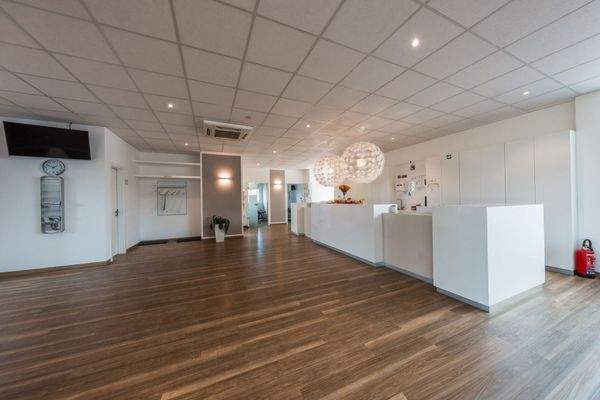 Empfang Bild 2 (Physiotherapie)