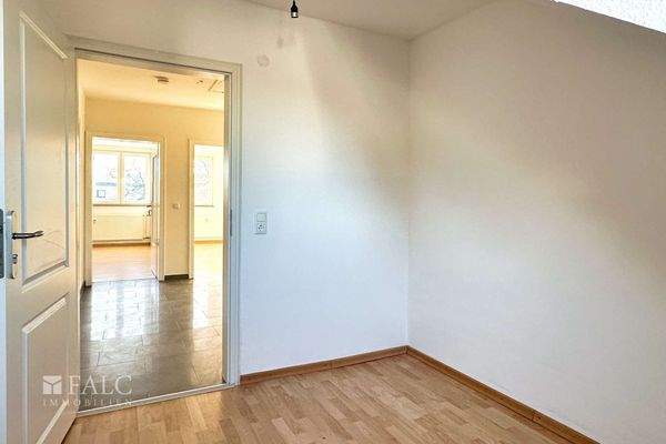 Arbeitszimmer Richtung Flur