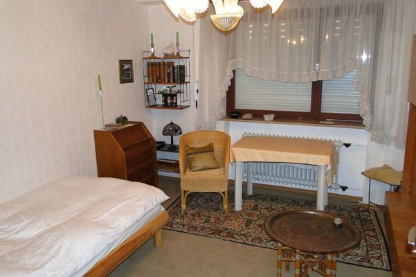 UG Arbeis- / Gästezimmer