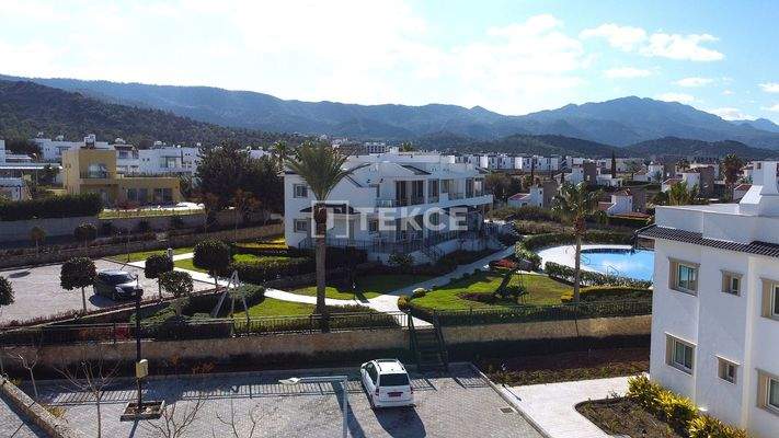 Sea-Front Real Estate in a Complex in Girne North Cyprus