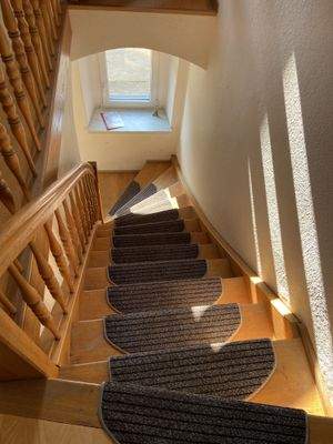 Treppenaufgang Wohnungen 2+3.jpeg