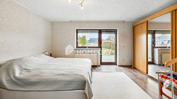 EG Elternschlafzimmer 1