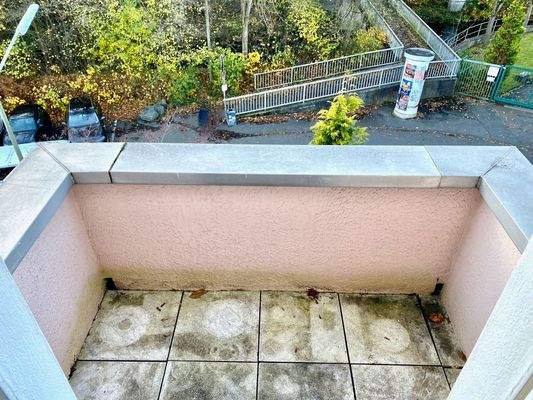 auf einen kl. Balkon