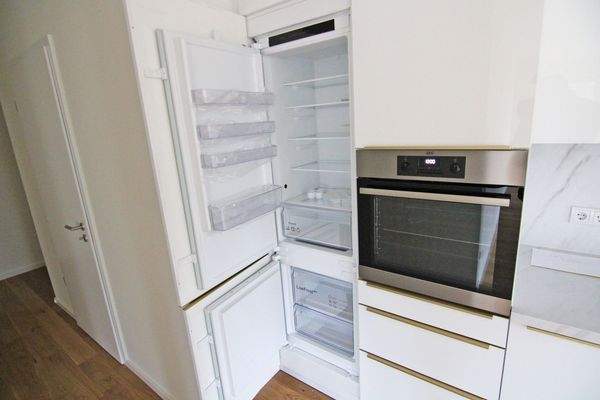 Küche mit toller EBK