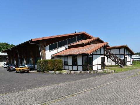 Waltershausen Halle, Waltershausen Hallenfläche