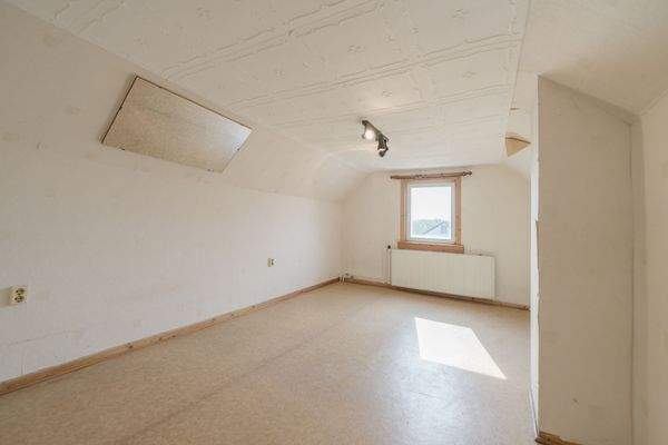 Zimmer im Dachboden