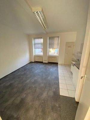 Büroraum 2 zweite Ansicht.