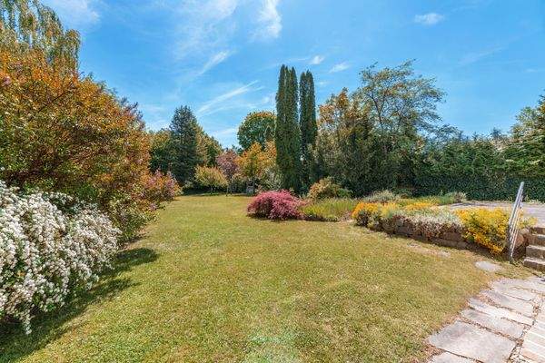 Weitläufiger Traumgarten