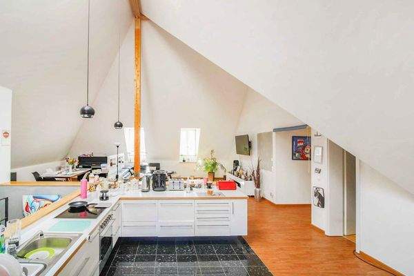 Wohnbereich mit Küche Wohnung 2. OG(1)