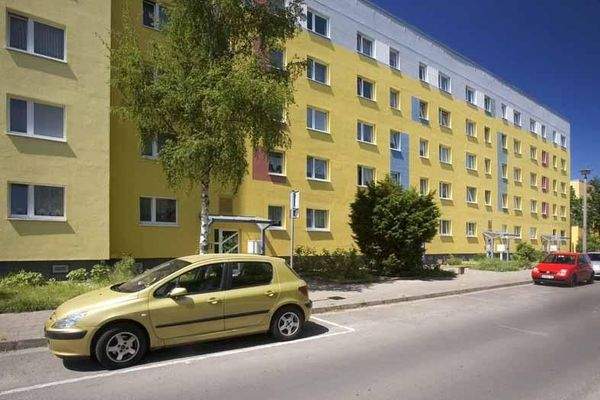 Vorderseite Eingänge 4 bis 1