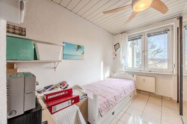Kinderzimmer/ Büro/ Gästezimmer