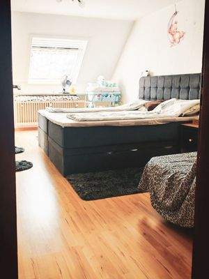 Wohnung DG Links Schlafzimmer