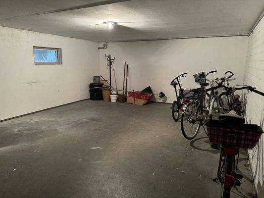 Fahrrad- und Trockenkeller