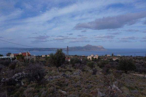 Kreta, Kokkino Chorio: Weitläufiges Gelände mit spektakulärem Meerblick zu verkaufen