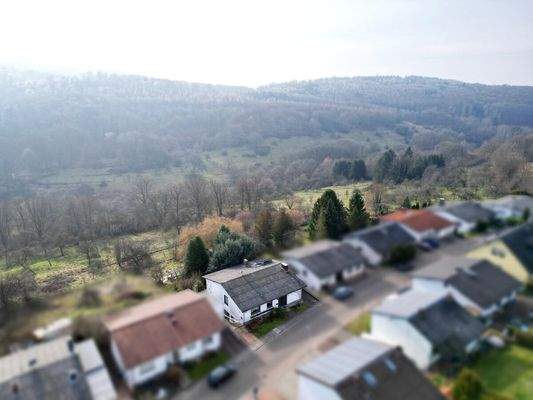 Zweifamilienhaus mit Weitblick in Neunkirchen