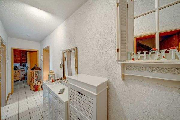 2,5-Zi.-Whg. (1.OG) - Flur