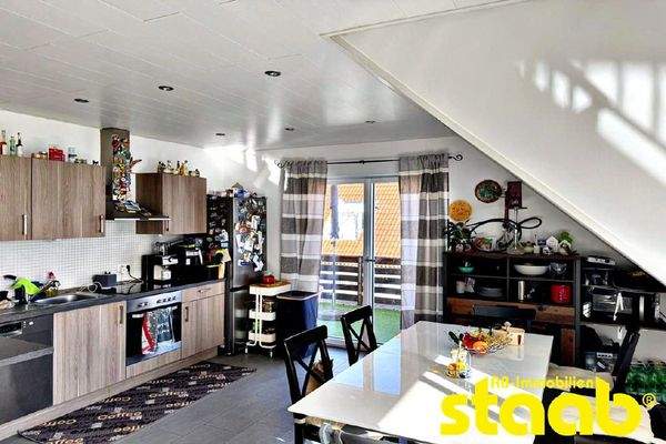 Küche/Essbereich DG