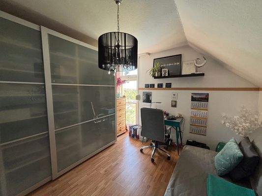 Büro / Kinderzimmer 