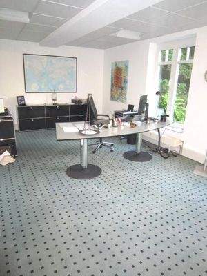 Büro 4 z.Zt. offen