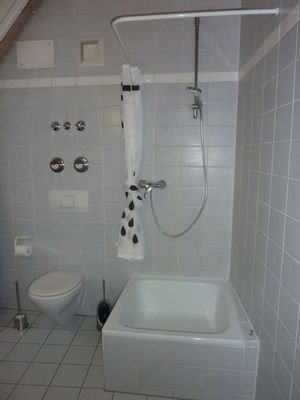 Dusche und WC